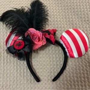 Disney’s Pirates of The Caribbean Minnie/Mickey Ears Feather Headband